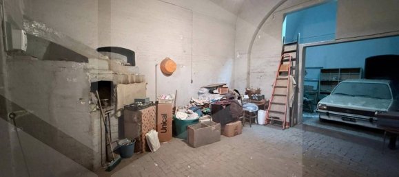 5 rooms House in Torremaggiore, Italy No. 21438 9