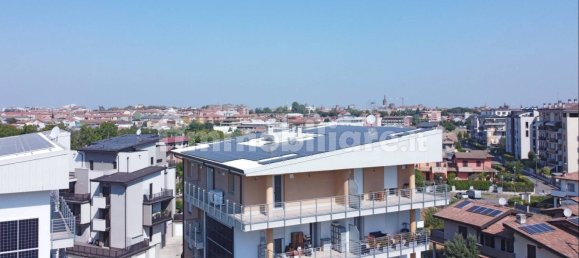 Ático de 2 dormitorios en Piacenza, Italy No. 346797 6