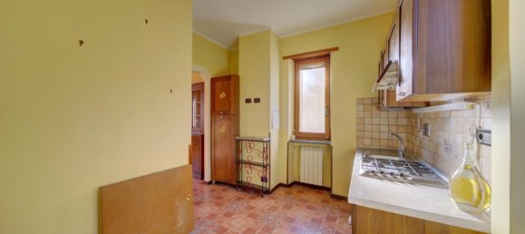 Квартира с 3 комнатами в Казелетте, Италия № 8622 19