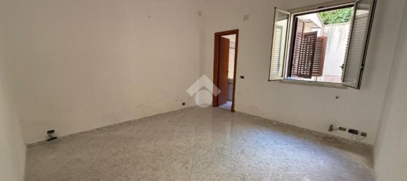 Apartamento T3 em Palermo, Italy N.º 342104 2