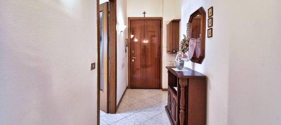 3 bedrooms Apartment in Senago, Italy No. 357885 2