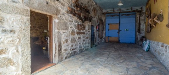 8 bedrooms House in Zamora, Spain No. 85115 56