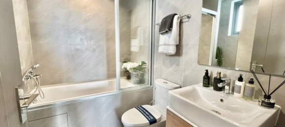 Condominio de 2 dormitorios en Phra Khanong, Thailand No. 61641 10