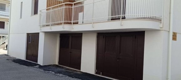 3 rooms Apartment in San Salvo, Italy No. 270768 5