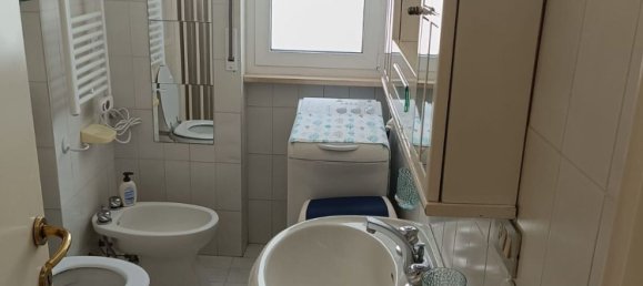 3 rooms Apartment in San Salvo, Italy No. 270768 8