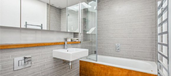 3 bedrooms House in Barnes, United Kingdom No. 5176 9