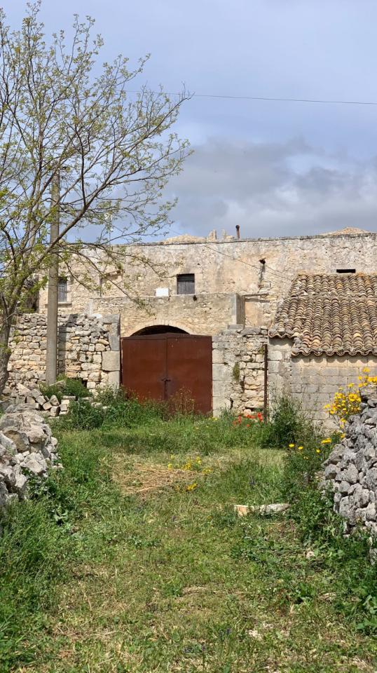 2-Zimmer Haus in Rosolini, Italy, Nr. 235950