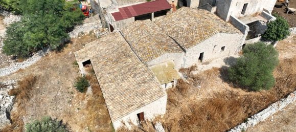 2-Zimmer Haus in Rosolini, Italy, Nr. 235950 30