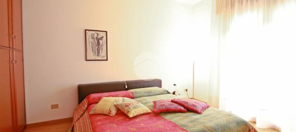 3 bedrooms Villa in Preganziol, Italy No. 309924 6