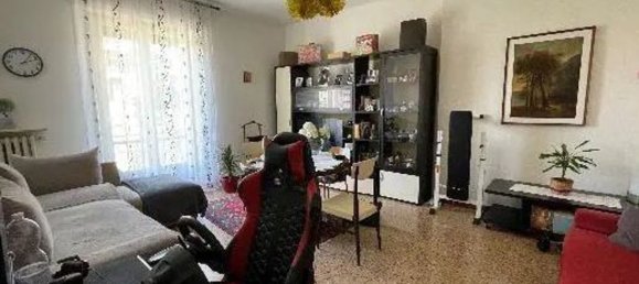 3-salle Appartement à Voghera, Italy No. 154153 9