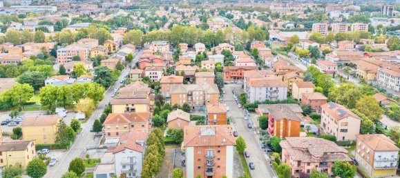 Apartamento de 2 divisões em Reggio Emilia, Italy N.º 232349 34