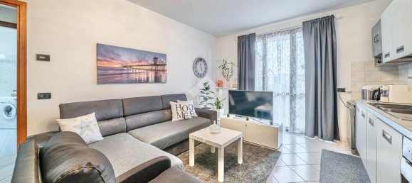 Apartamento de 2 divisões em Reggio Emilia, Italy N.º 232349 3