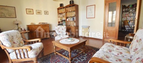 3 bedrooms Apartment in Lucca, Italy No. 210065 9
