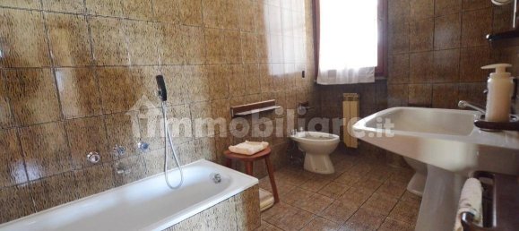 3 bedrooms Apartment in Lucca, Italy No. 210065 22