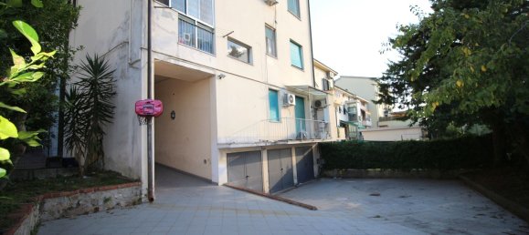 Apartamento de 5 dormitorios en Pisa, Italy No. 315362 18