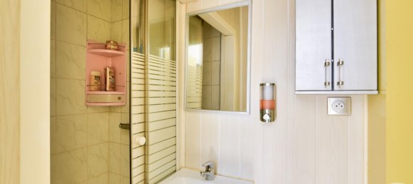 3 Schlafzimmer Haus in Fontenay-sous-Bois, France, Nr. 176621 10