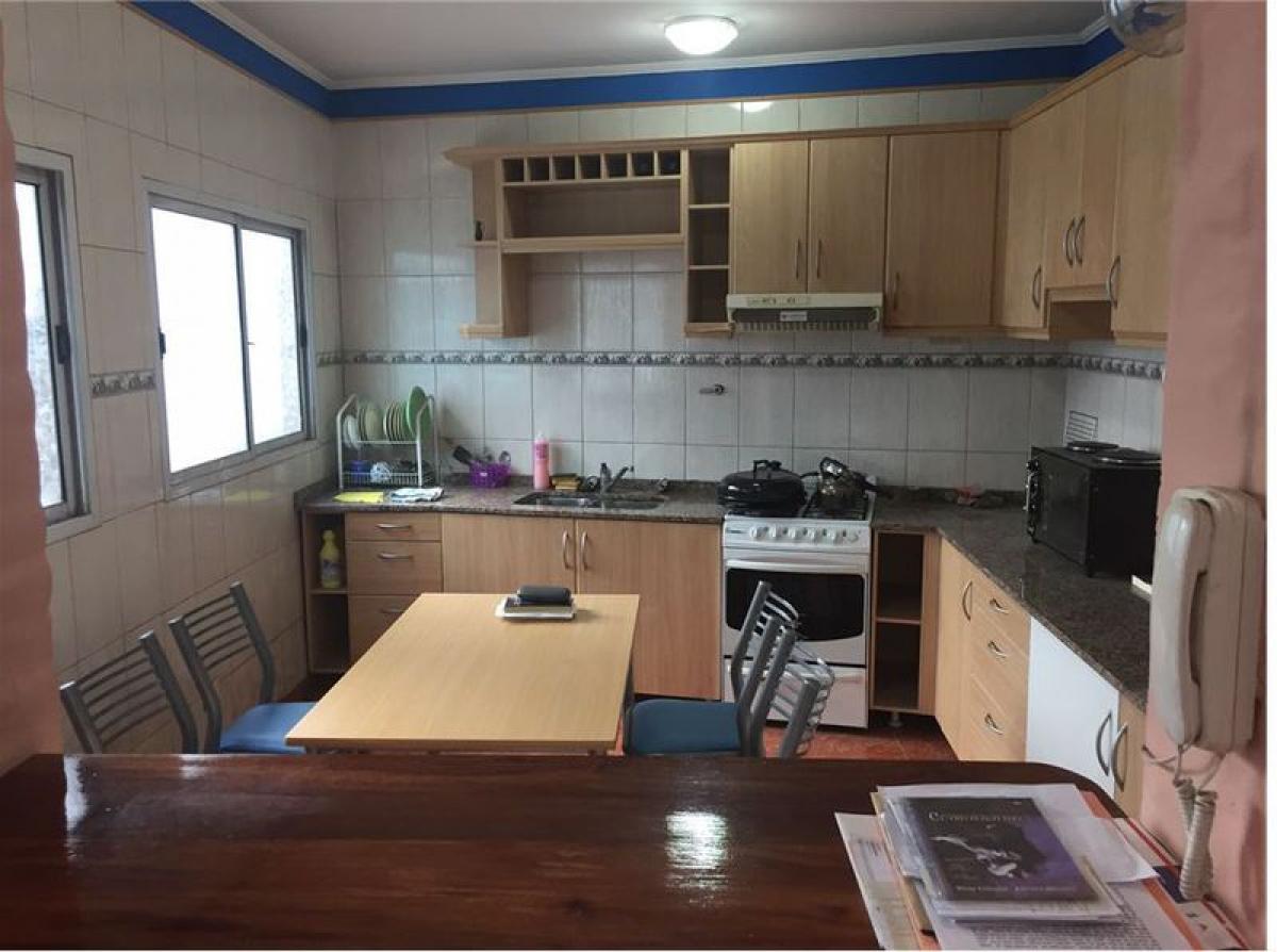 Casa T4 em Buenos Aires, Argentina N.º 74579