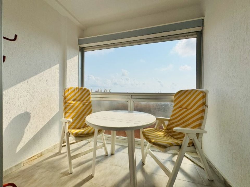 1 bedroom Apartment in Torrevieja, Spain No. 263581