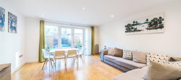 3 bedrooms House in London, United Kingdom No. 7614 6