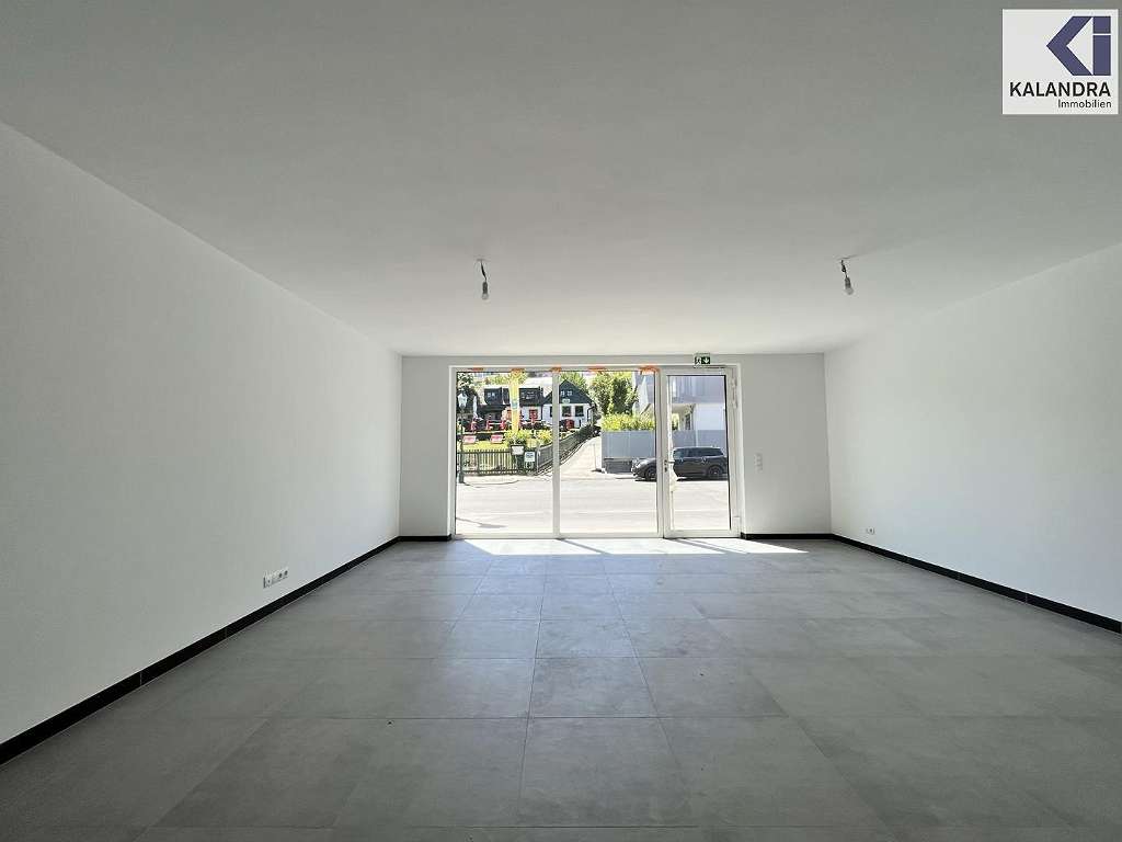 Propiedad comercial en Dobling, Austria 75 m² No. 56878