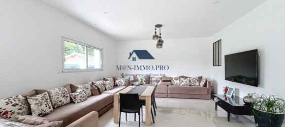 3 Schlafzimmer Villa in Chanteloup, France, Nr. 208782 3