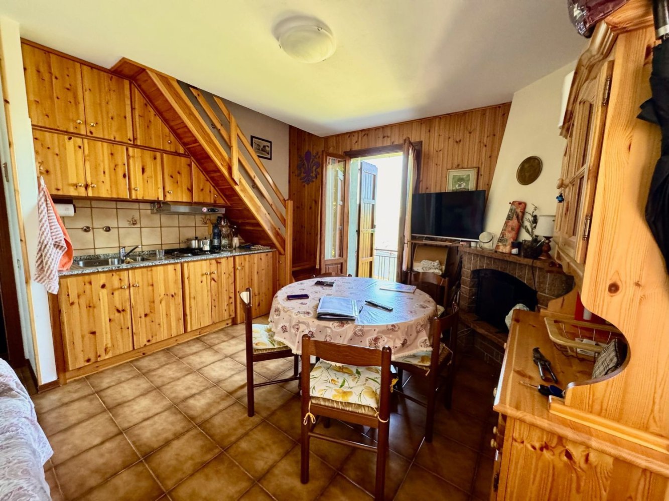 Dúplex de 4 dormitorios en Montecreto, Italy No. 320432