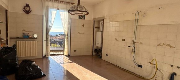 4غرفة شقة في Albavilla, Italy رقم 115300 3