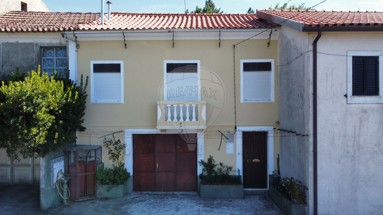 3 bedrooms House in Pessegueiro, Portugal No. 165878