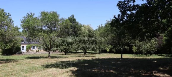 4 bedrooms House in La Chartre-sur-le-Loir, France No. 289236 2