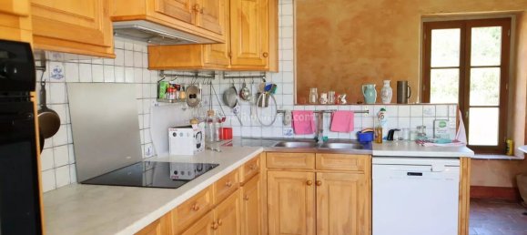 4 bedrooms House in La Chartre-sur-le-Loir, France No. 289236 4