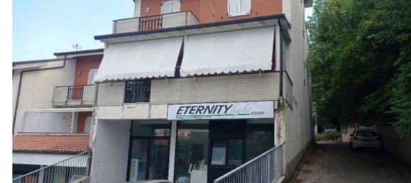 153m² Commercial property in Montegranaro, Italy No. 376132 9