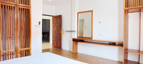 350m² House in Pattaya, Thailand No. 27245 40