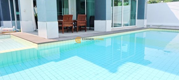 350m² House in Pattaya, Thailand No. 27245 3