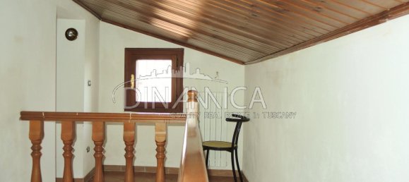 6 rooms Apartment in Palaia, Italy No. 232269 6