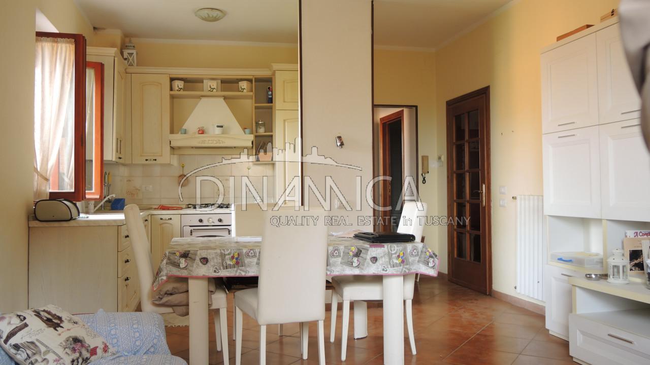 6 rooms Apartment in Palaia, Italy No. 232269