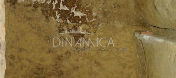 6 rooms Apartment in Palaia, Italy No. 232269 18