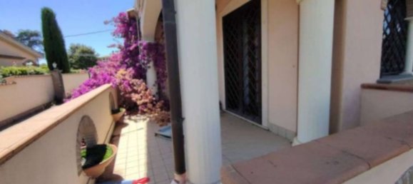 5-salle Appartement à Ardea, Italy No. 12447 17