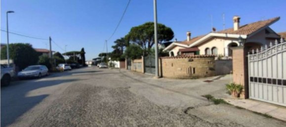 5-salle Appartement à Ardea, Italy No. 12447 2