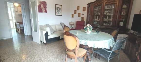 4-Zimmer Wohnung in Carrara, Italy, Nr. 293283 8