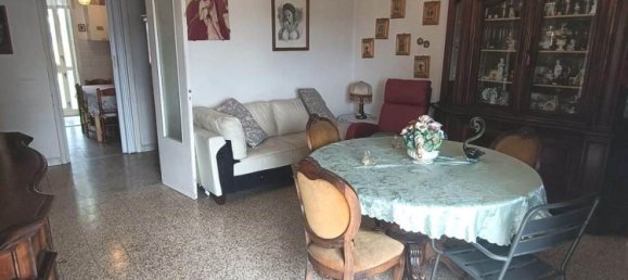 4-Zimmer Wohnung in Carrara, Italy, Nr. 293283 9