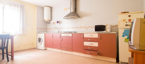 5 bedrooms House in Pinseque, Spain No. 63665 3