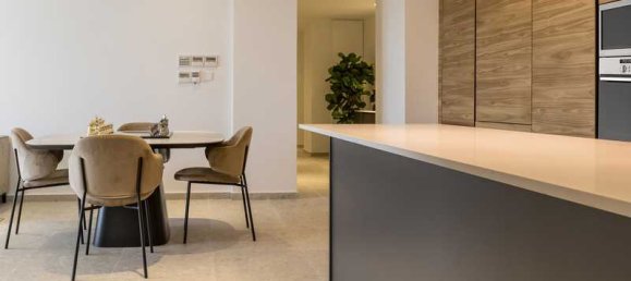 2 bedrooms Apartment in Agios Tychonas, Cyprus No. 81474 9