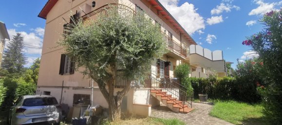 4 rooms Apartment in Poggio a Caiano, Italy No. 264943 35