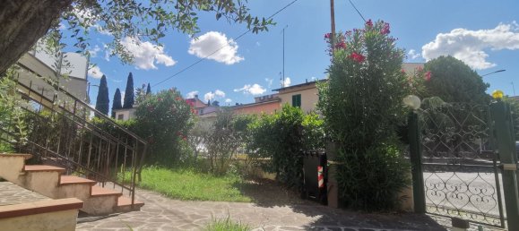 4 rooms Apartment in Poggio a Caiano, Italy No. 264943 36