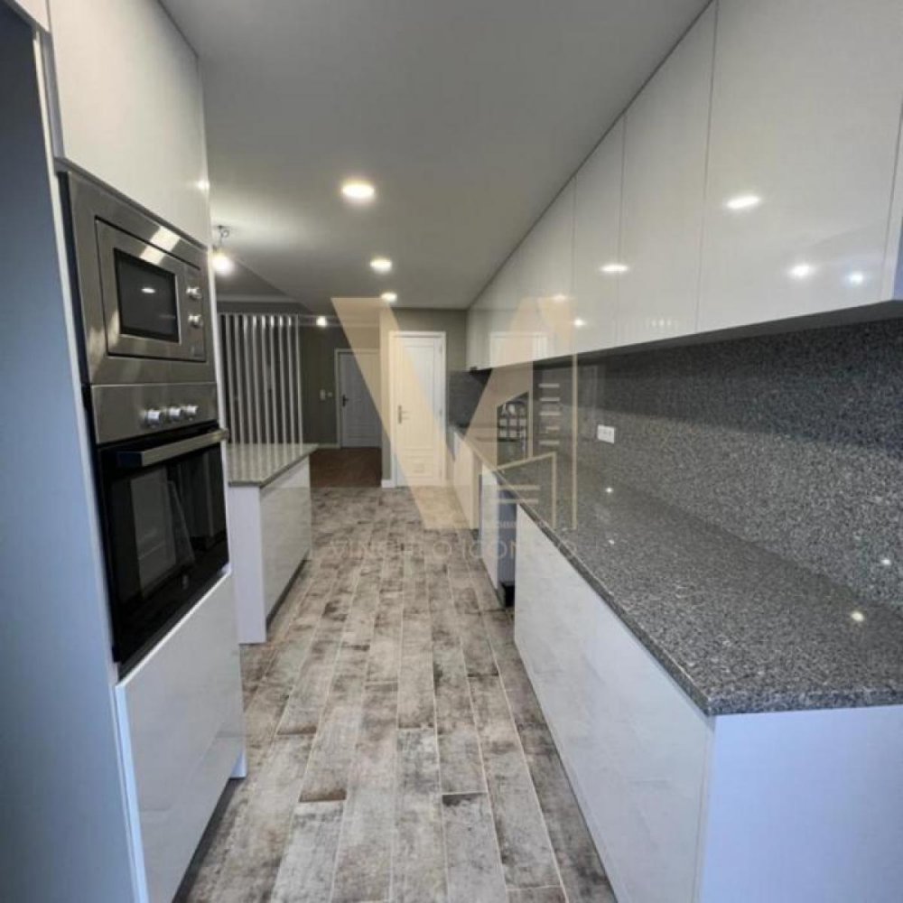 3 bedrooms Apartment in Braga, Portugal No. 6200