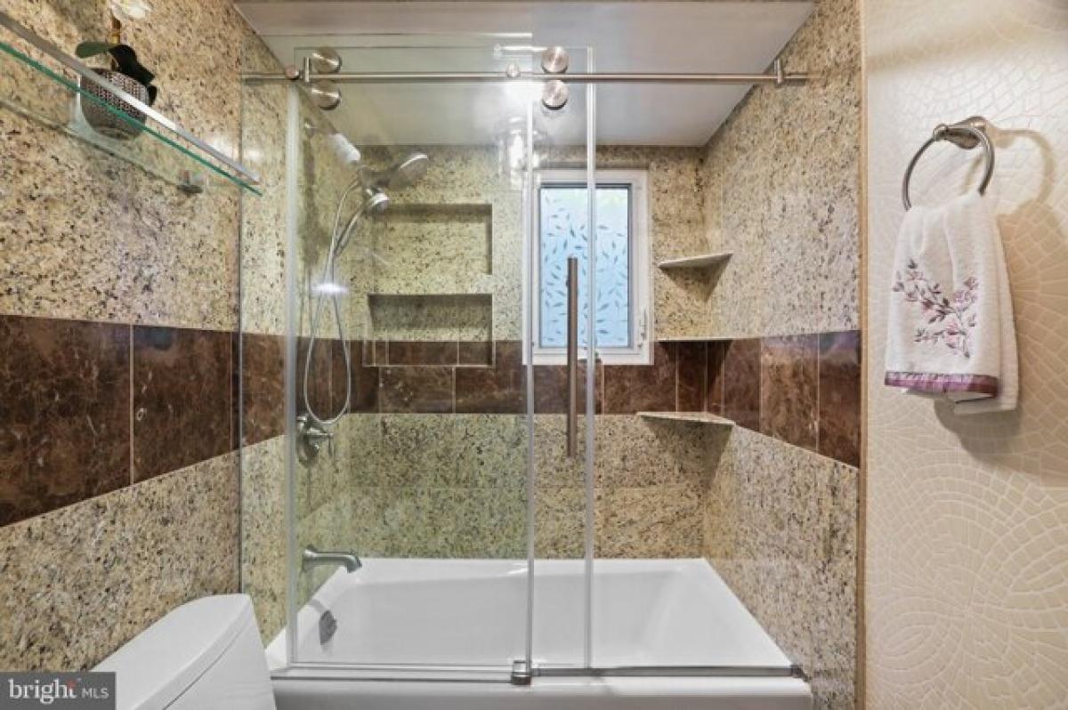 3 Schlafzimmer Haus in Ewing, USA, Nr. 424590