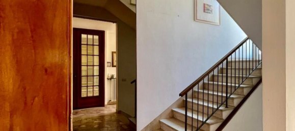 5 bedrooms House in San Miniato, Italy No. 373913 18