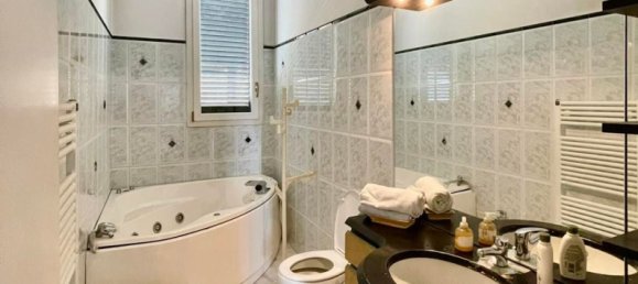 5 bedrooms House in San Miniato, Italy No. 373913 28