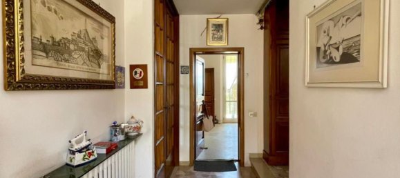 5 bedrooms House in San Miniato, Italy No. 373913 17