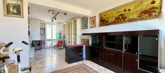 5 bedrooms House in San Miniato, Italy No. 373913 14